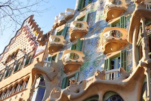 free tours by foot barcelona
