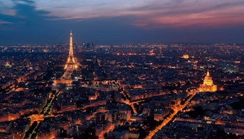 Tour Nocturno Paris Torre Eiffel Crucero