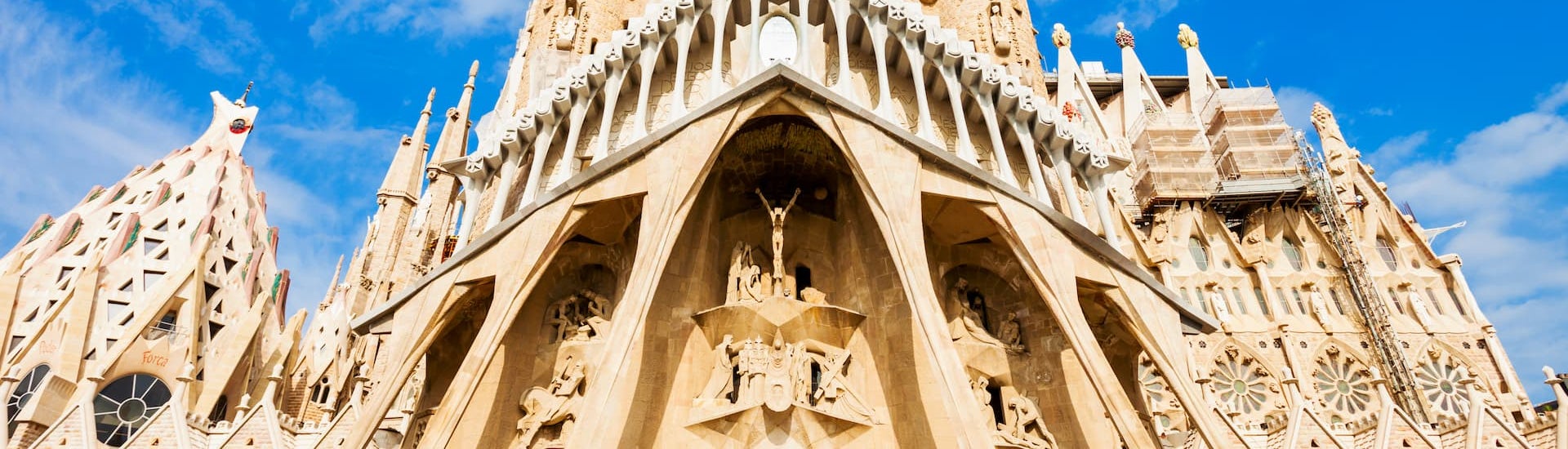 tour la catedral del mar barcelona